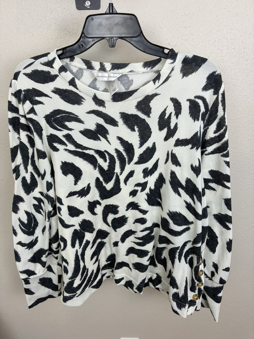 Christopher & Banks Women's Sz XL Animal Print Long Sleeve Sweater - EUC